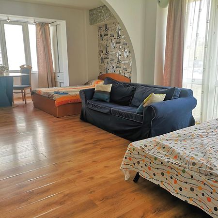 Comfy&Bright 2Bd Family-Friendly Apt Amazing View บูคาเรสต์ ภายนอก รูปภาพ